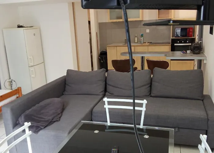 Studio Meuble 3 Personnes Plien Pieds